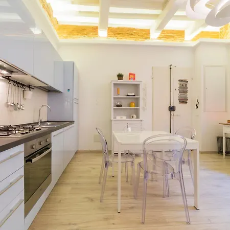 Apartment Gallery Flat - S. Maria Novella Florence